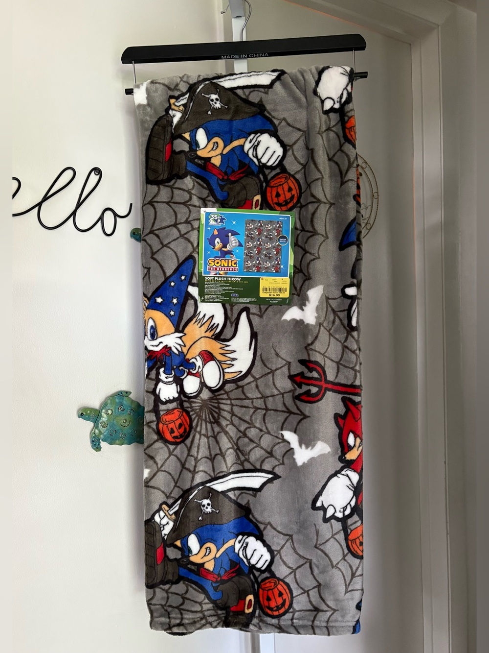 NEW Sonic the Hedgehog Halloween Throw Blanket 50”x70”